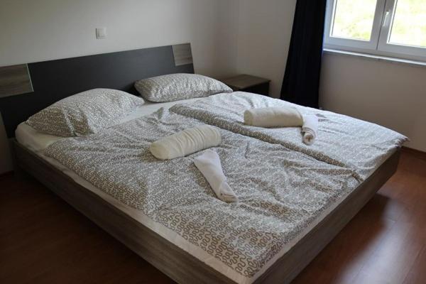 Ara-Marina Apartment บัชกา ภายนอก รูปภาพ