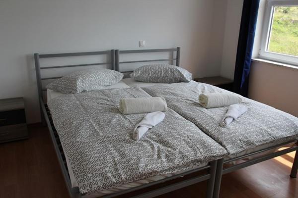 Ara-Marina Apartment บัชกา ภายนอก รูปภาพ
